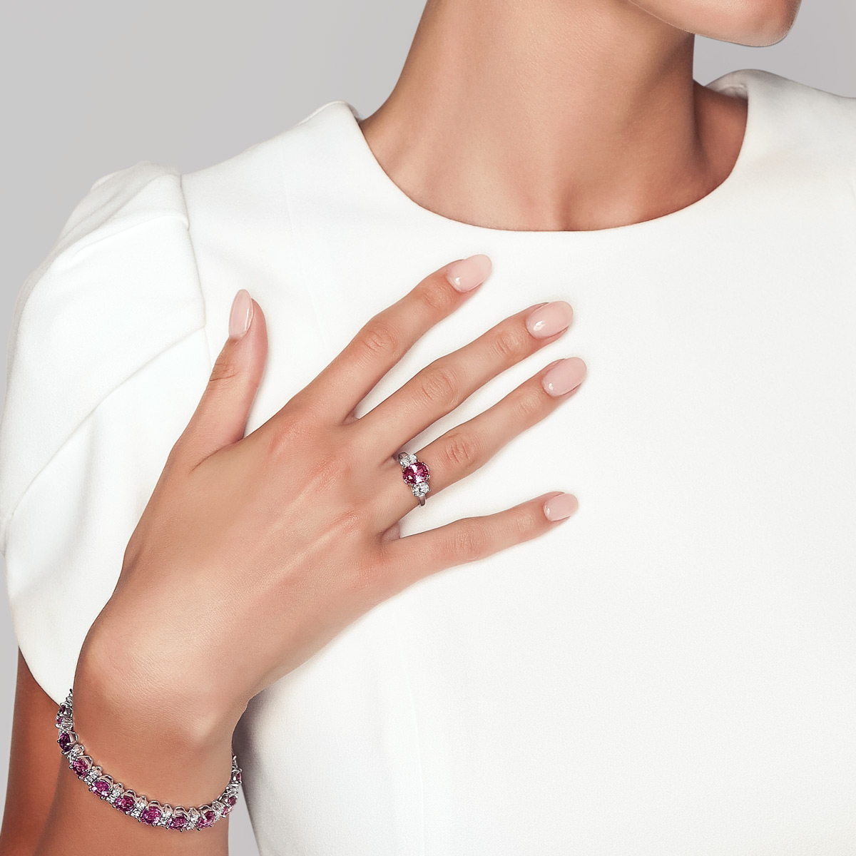 Oscar Heyamn Oval Padparadscha Sapphire & Diamond 3 Stone Ring in Platinum & Yellow Gold